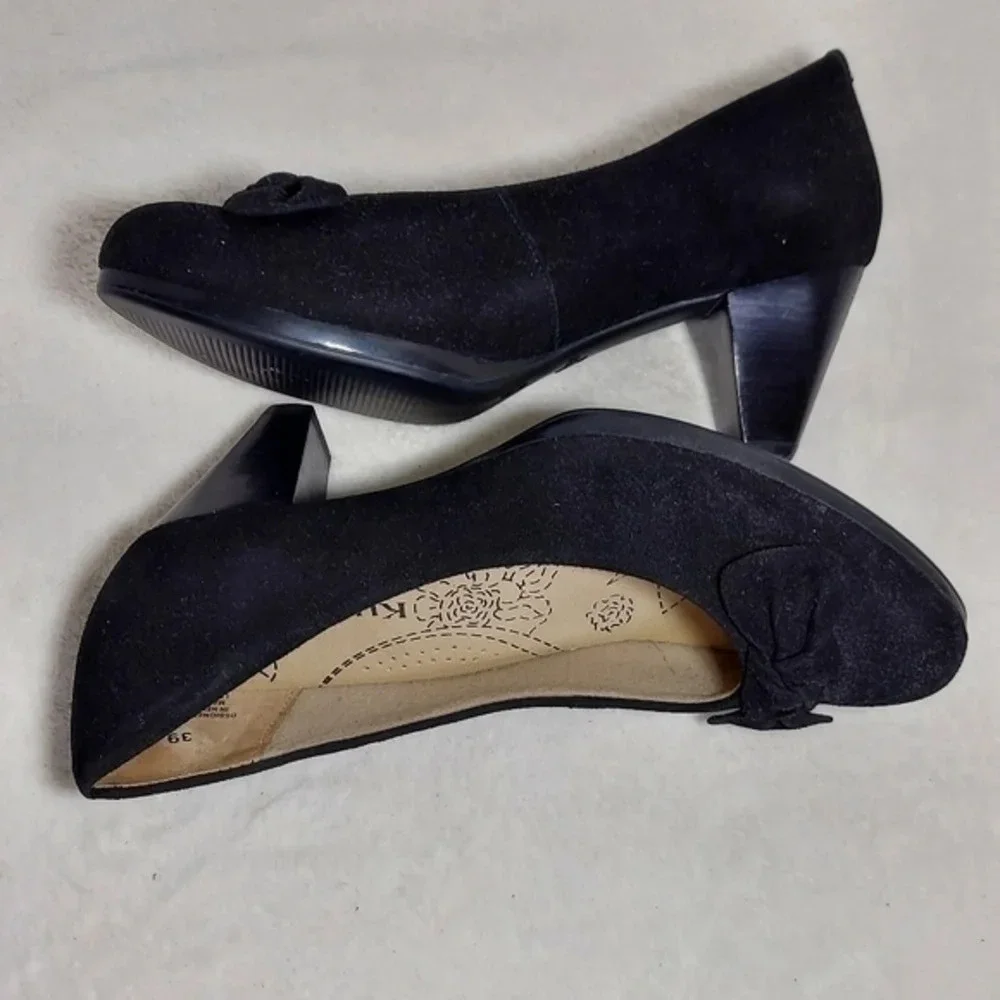 Kumfs black suede